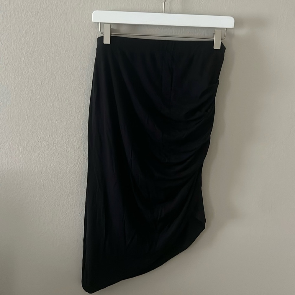 Asymmetrical Skirt size L